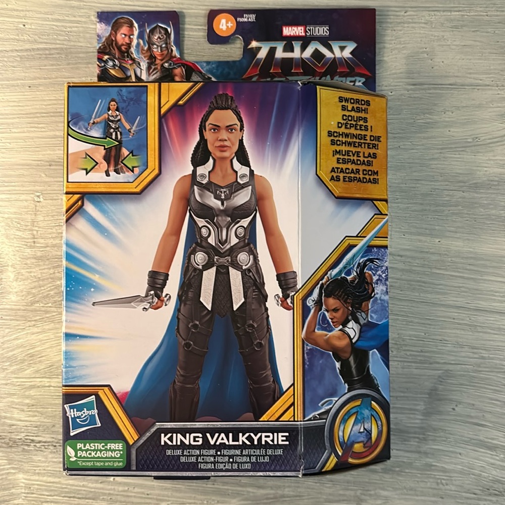 Marvel Thor Love and Thunder King Valkyrie Deluxe Action Figure NEW
